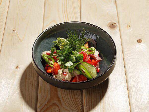 Дади - Салат по-грузински из свежих овощей