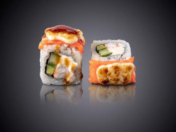 Фудзи - Ролл Акита запеченный