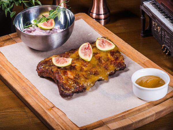 Мясной ресторан Ребро - Ребро поросёнка апельсиновом соусе