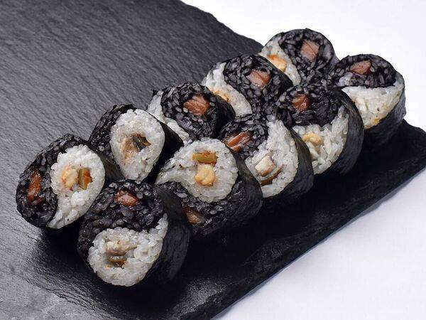 Tora Sushi - Инь Янь