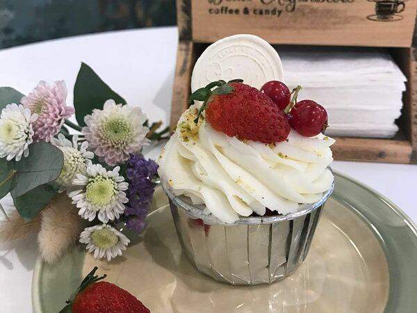 Кофейня Bella Chiglintseva - Капкейк клубничный