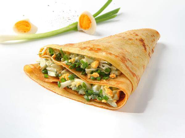 Блинная Сковородка - Блин с зеленым луком и яйцом