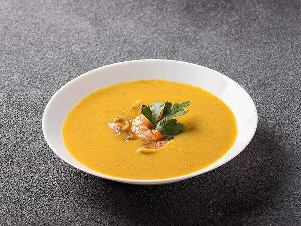 Дача хаус - Чечевичный крем-суп с морепродуктами