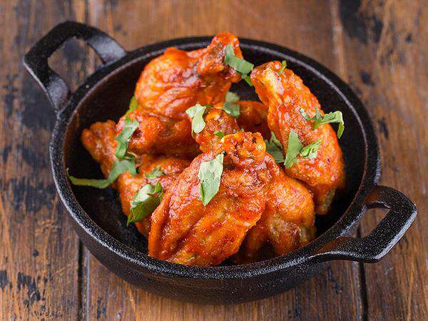 Краснодарский парень - Крылья в соусе шрирачи