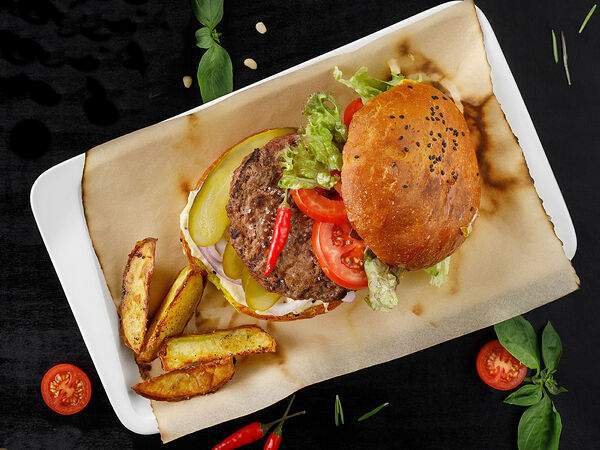 Gatsby's bar & grill - Бургер Острый