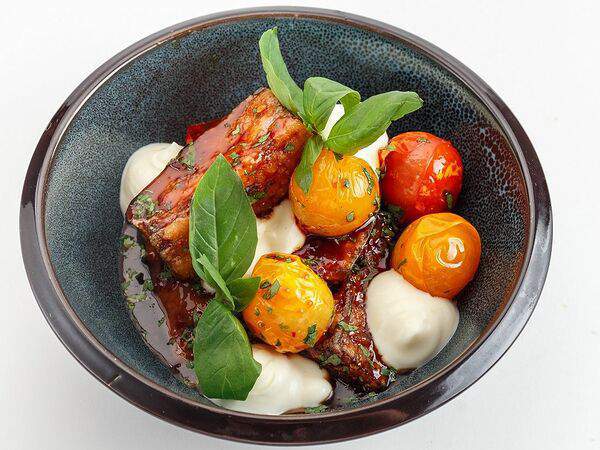 Меконг - Хрустящие баклажаны с томатами в соусе сладкий чили