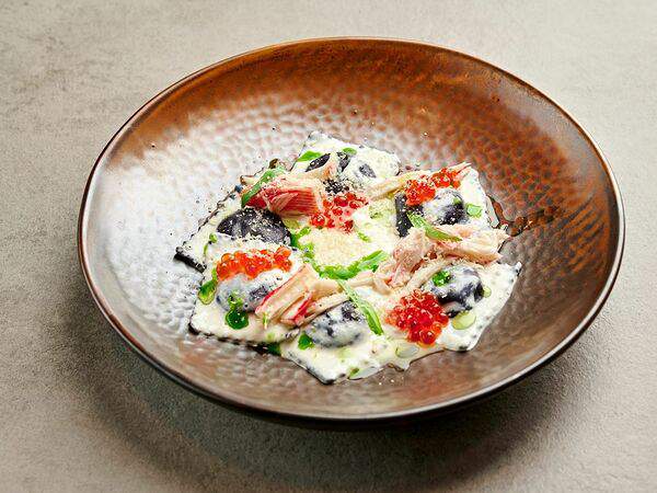 Pivino - Равиоли с крабом и креветками, с тархуном и сливочным соусом