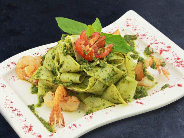 FishRoll - Паппарделле песто с креветками