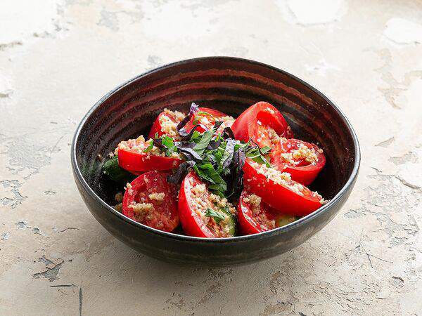 Georgiani bistro - Грузинский салат