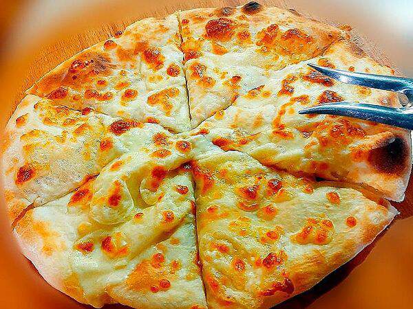 Кинза - Хачапури по-имеретински