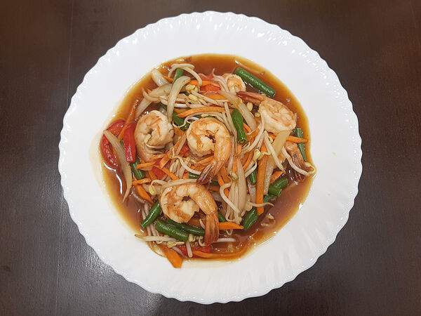 Аян - Жареные креветки с овощами