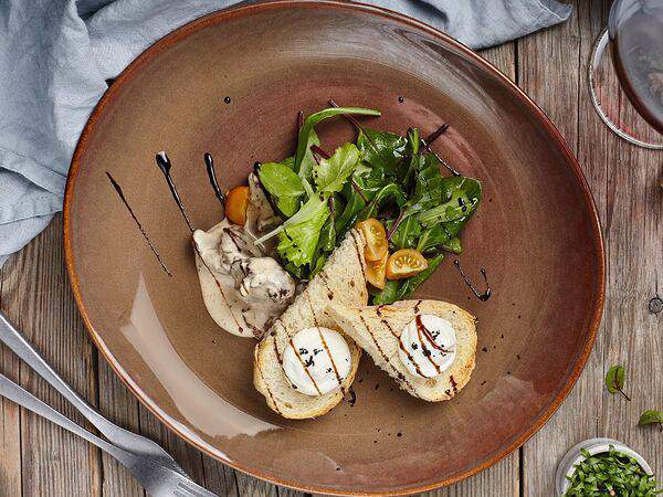 Liman - Салат с куриной печенью и микс-салатом