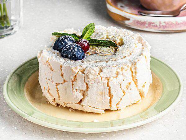 Кофейня Bella Chiglintseva - Меренговый рулет