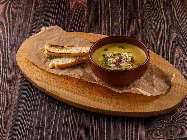 У Ханумы - Сливочный крем-суп из кукурузы с копченным сулугуни