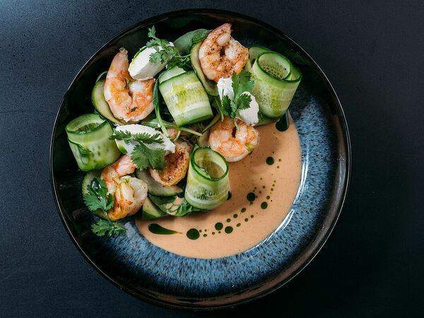 Прага - Салат с тигровыми креветками