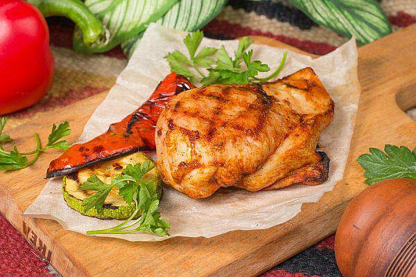 Мушмула - Филе куриное с овощами на гриле lite