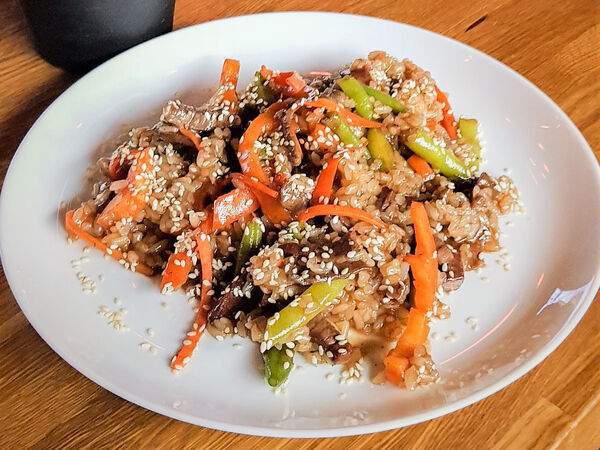 Wok & Roll - Вок Тяхан