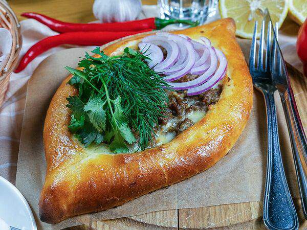 Bazar - Хачапури по-Аджарски с мясом