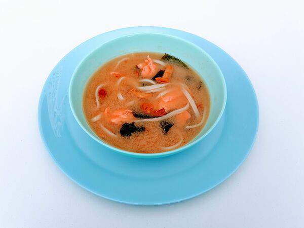 Orisushi - Мисо с форелью и лапшой