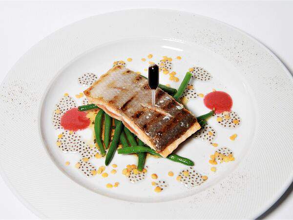 The atelier - Стейк из форели на гриле