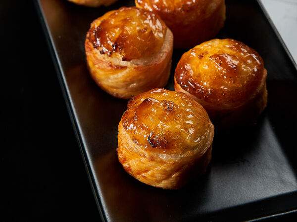 Ем Том Ям - Ролл Запеченный лосось