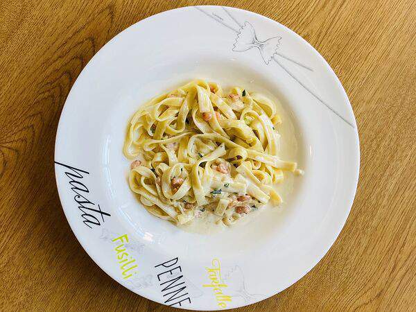 Изюм - Феттуччине с креветками