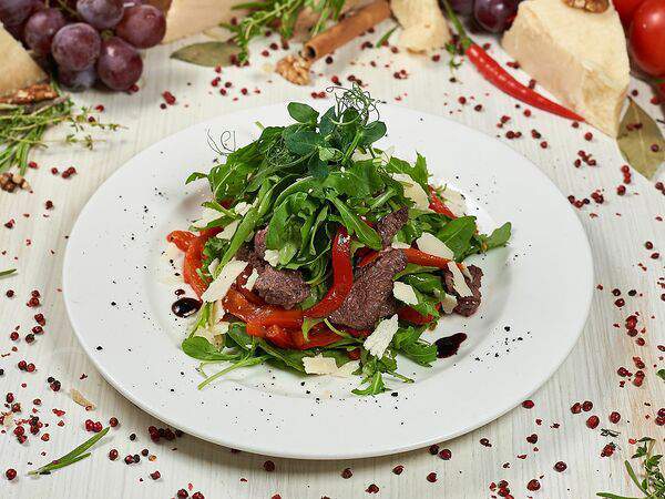 Ресторан Чеснок - Тёплый салат Горячий итальянец