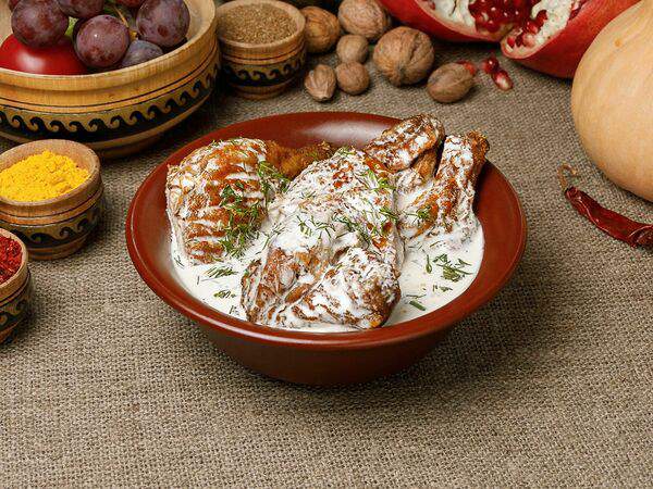 Горки 10 - Цыпленок по-Чкмерули