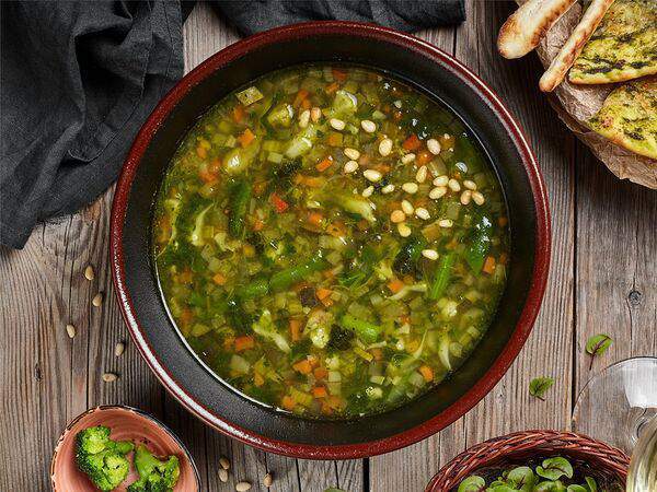 Liman - Минестроне с соусом песто