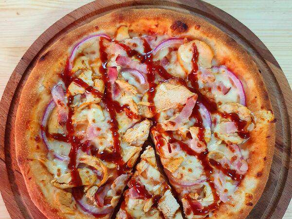 Crust Pie Pizza - Цыпленок барбекю