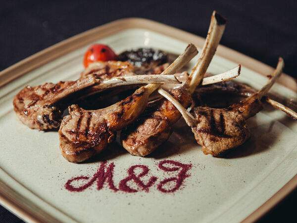 Мясо & Рыба - Корейка ягненка