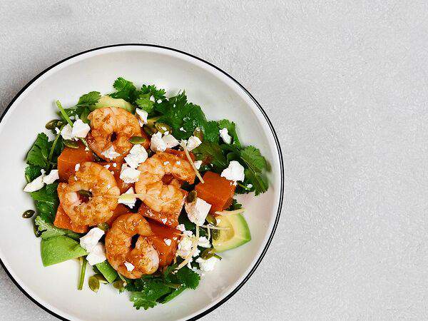 Luka Pizza - Салат с креветками, тыквой, брынзой, авокадо и киноа