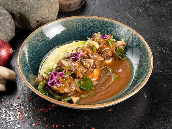 Golden Coffee - Ростбиф с картофельным пюре