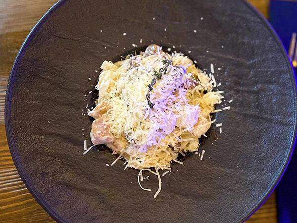 Praslin - Паста с курицей, грибами и трюфельным маслом