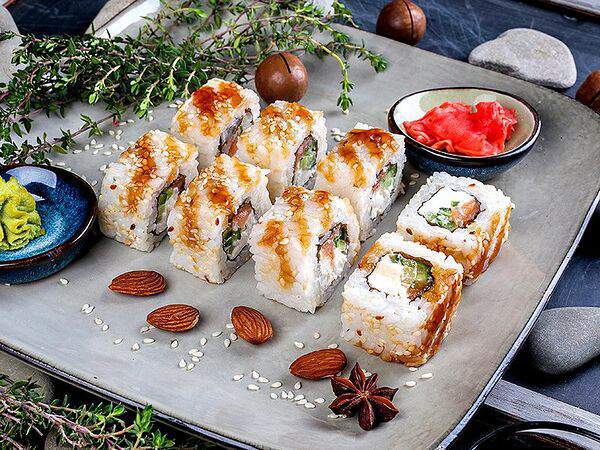 Дом роллов - Филадельфия в кунжуте