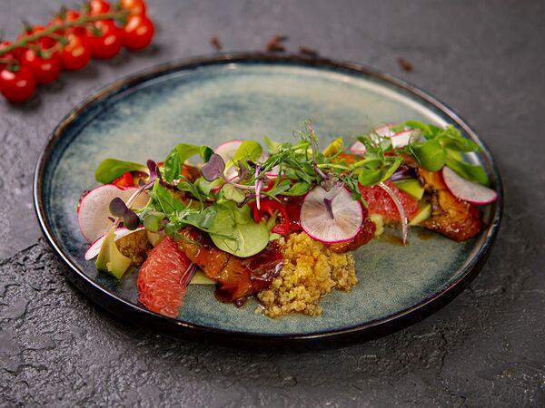 На крючке - Салат с угрём и киноа