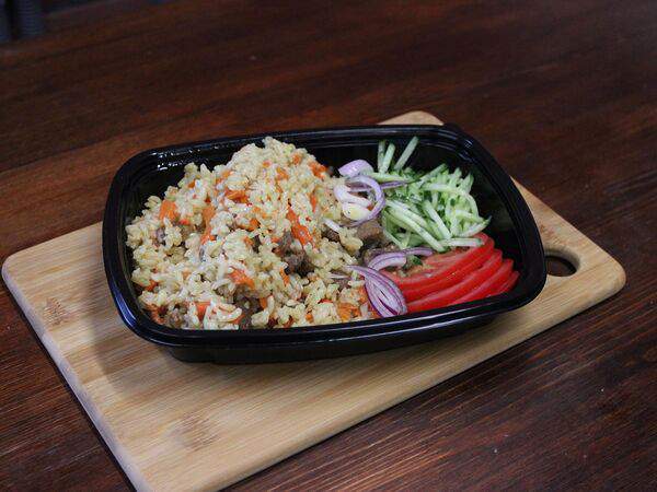 Кухня-сити - Плов и салат