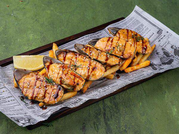 Моррис - Мидии запеченные спайси чиз