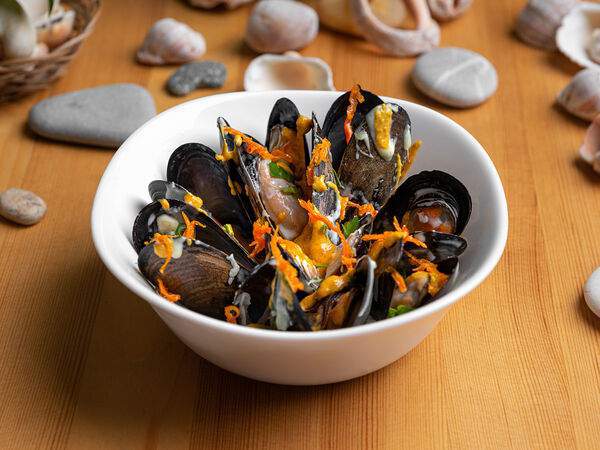 Sea House - Мидии в томатном соусе