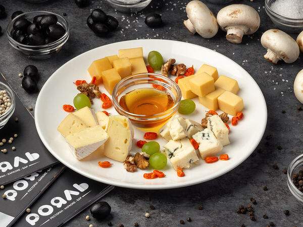 Ресторан Рояль - Сырное плато