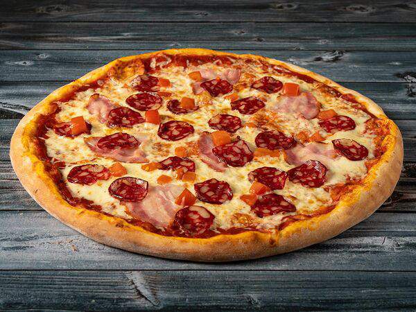 Rocket Pizza - С краковской колбасой и копченой грудинкой