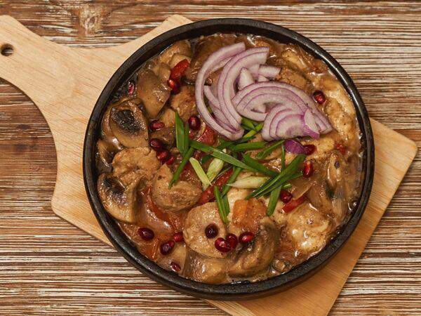 Saperavi - Оджахури со свининой