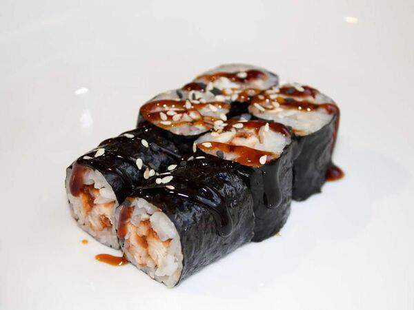 Море в коробке - Маки ролл с угрем и кунжутом