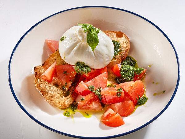 Sapore Italiano - Буррата на брускетте с томатами