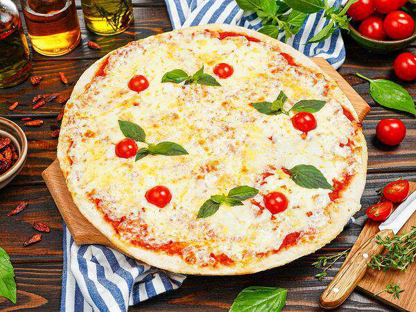 Уха & Хинкали - Пицца Маргарита