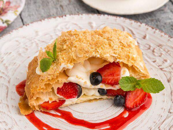 Гранд Буфет - Мильфей с воздушным кремом