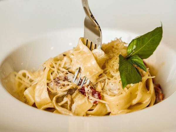 Фрешфит - Паста с вешенками и вялеными томатами