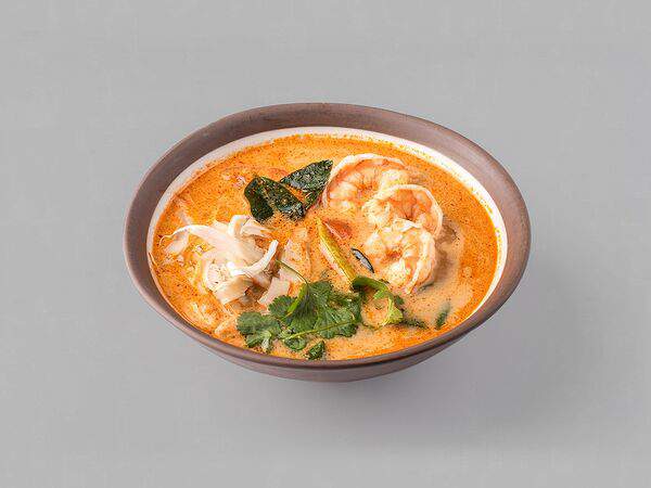 Luckee Yu - Том Ям с креветками, лапша