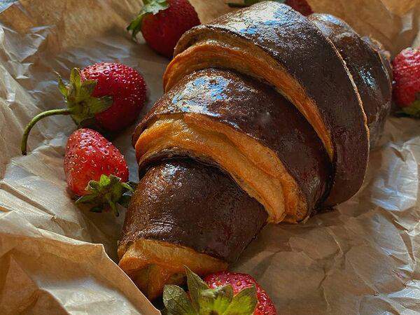 Ладная - Круассан Зебра с шоколадно-ореховой начинкой