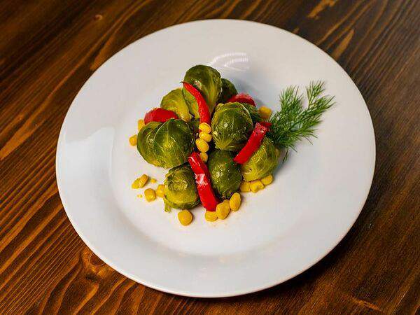 Два рубля - Брюссельская капуста с овощами